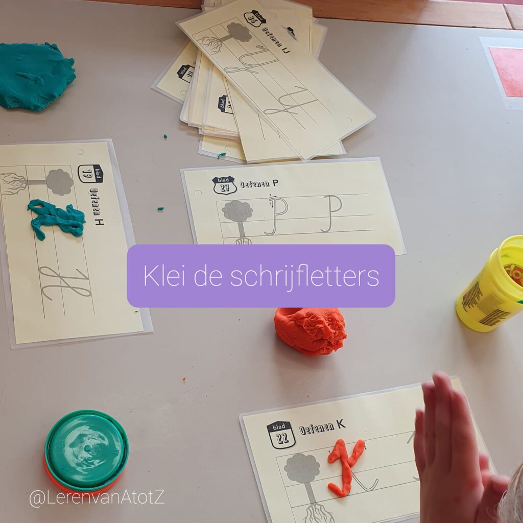 Klei de letters taalcircuit groep 3 4 bewegend leren