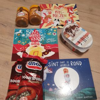 🚢 GRATIS SINTERKLAASBOEKEN💰
Deze boeken zijn gratis te verkrijgen bij o.a. Poiesz en @Plus supermarkten. De boeken van dit jaar zijn geschreven door Marieke Elsinga Waylon Music en Nicolette van Dam  Deze actie bestaat al jaren en inmiddels is er al een hele verzameling boeken. 
Deze nieuwe boeken zijn ook gratis online te lezen, leuk voor in de klas. Klik dan op de kaft van het boek op https://www.sinterklaasprentenboeken.nl/

Ook is er een soort Sintwerkboekje te downloaden per groep https://www.sinterklaasprentenboeken.nl/letterspelletjes

#sinterklaas #school #lezenisleuk #prentenboek 

www.lerenvanAtotZ.nl